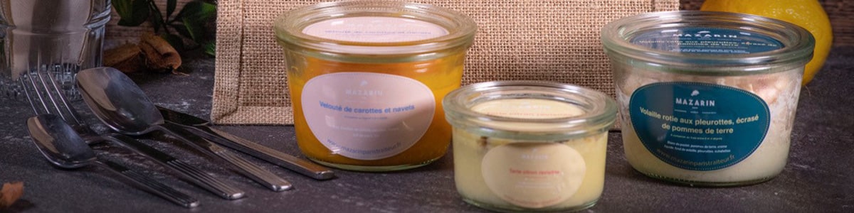 Découvrez comment fonctionnent les couverts réutilisables utilisés sur nos plateaux-repas. Room Saveurs s'engage pour l'environnement au quotidien aves ses services de reverse, réemploi et zero déchet