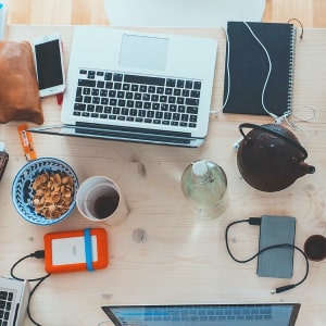 Room Saveurs vous donne ses 5 astuces pour allier le télétravail et la présence au bureau