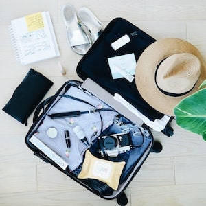 Les vacances se profilent enfin à l’horizon. Room Saveurs vous aide à quitter votre travail l’esprit tranquille pour (vraiment) déconnecter. 